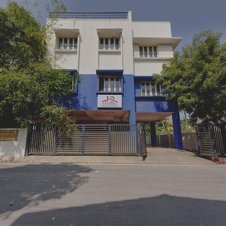Hotel O J2 Service Apartment Chennai Exterior foto
