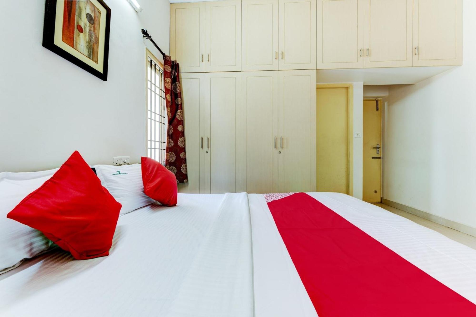 Hotel O J2 Service Apartment Chennai Exterior foto