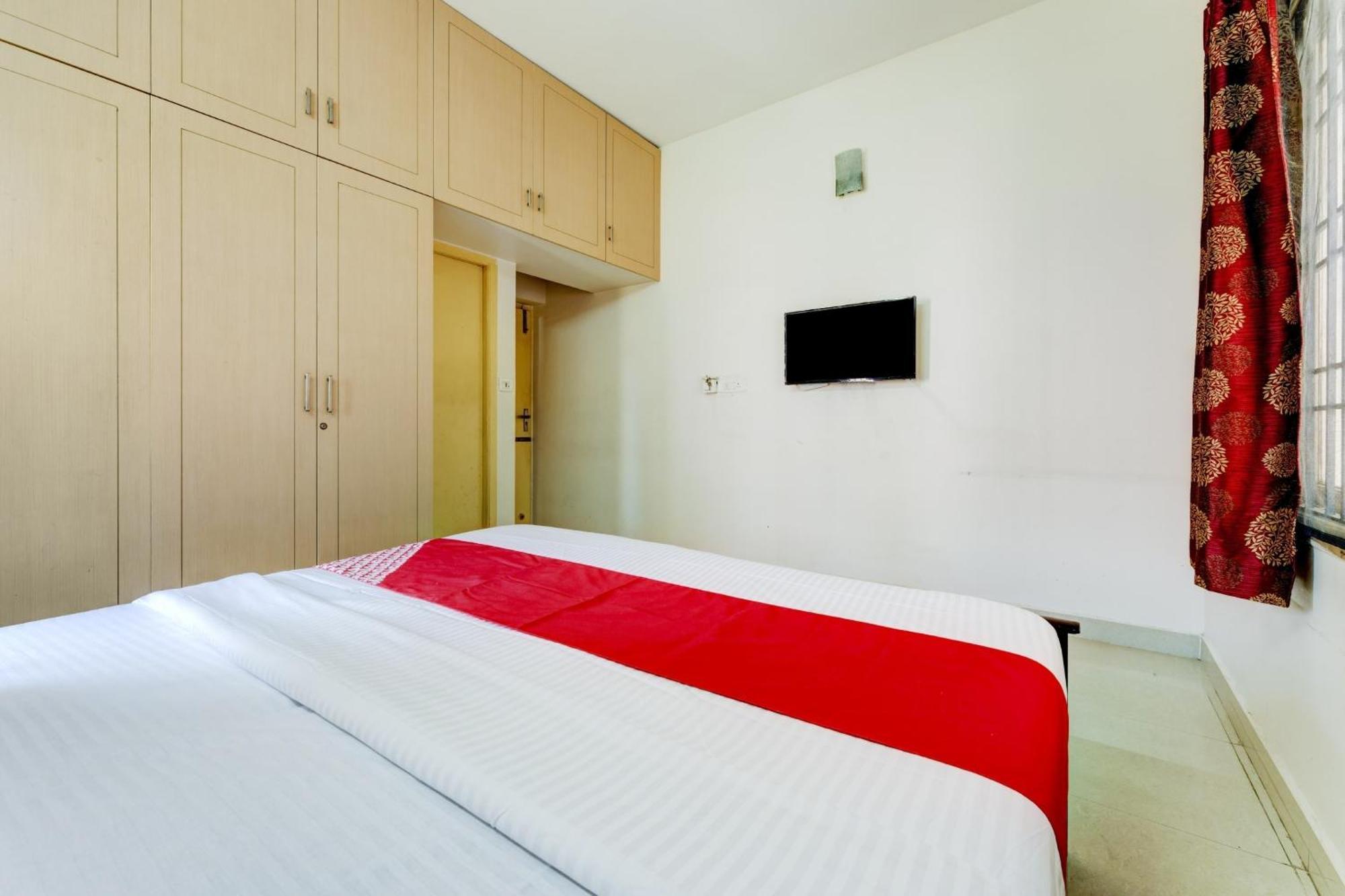 Hotel O J2 Service Apartment Chennai Exterior foto